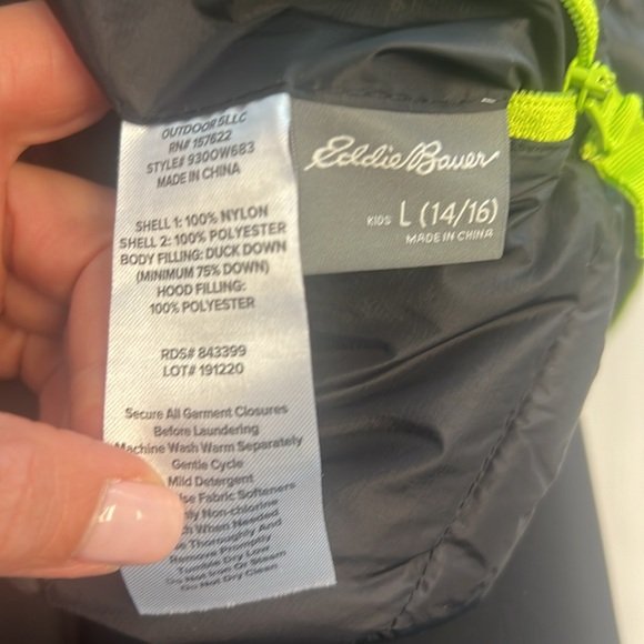Eddie Bauer Reversible Puffer Coat Girls Large - Picture 11 of 11